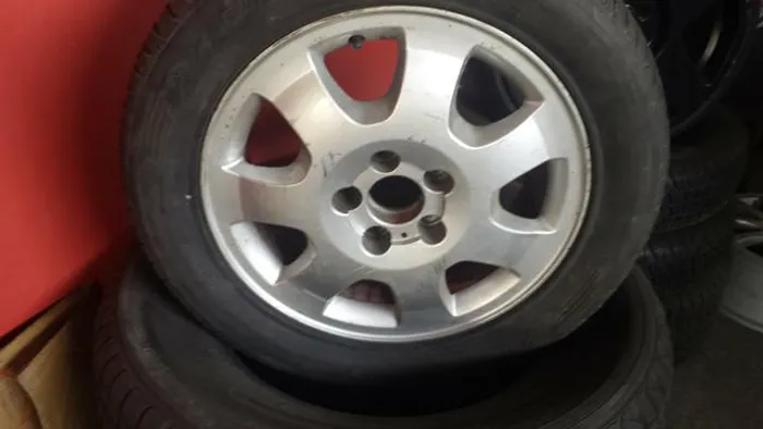 Roda aro 16 Prata Chevrolet Zafira 5X110 usada