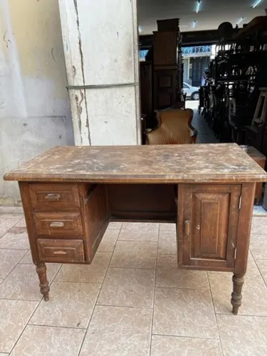 Escrivaninha antiga em Cedro no Estado