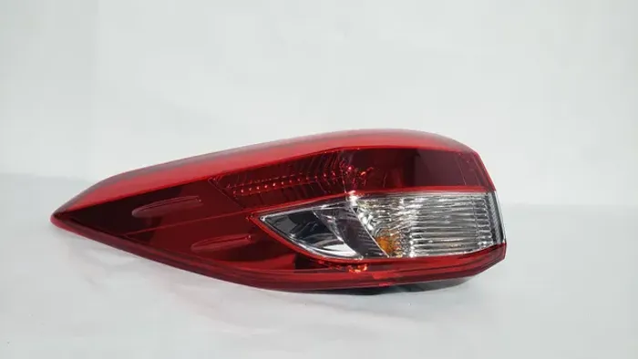 Lanterna Yaris Sedan 2018 2019 2020 Sem Led Original 
