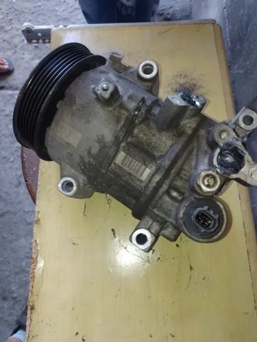 Compressor de ar Toyota Corolla 2016 