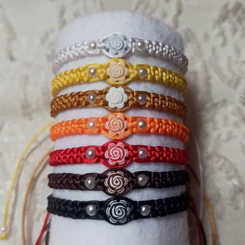 Pulseira macrame flor