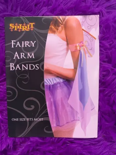 Fantasia feminina, adulto; semi nova