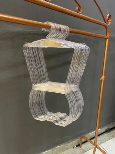 Kit 7 cabides silhueta