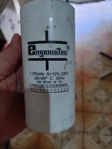 Vendo capacitores.