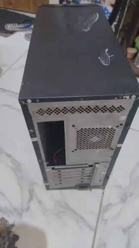 Gabinete com fonte ATX 250w e leitor de cd,dvd