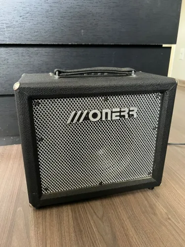 Amplificador Onerr Snipper 20 bass.