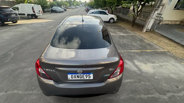 Nissan Versa SL 1.6 16V Flex Fuel 4P Mec. 2014