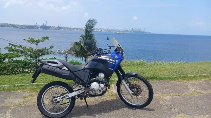 Yamaha XTZ Tenere 250cc 2018 único dono conservada