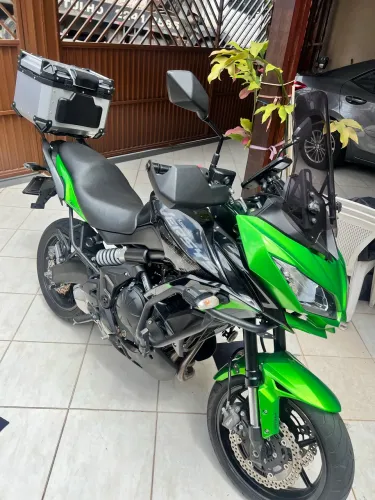 Kawasaki versys 650cc 20/21