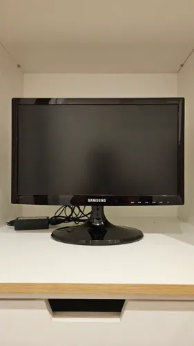 Monitor Samsung 19 polegadas (mancha na tela)