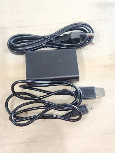 Carregador de ps vita slim