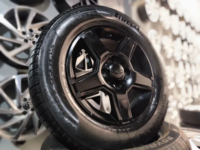 Rodas aro 15" Originais Ford Eco Sport+ Pneus 205/65 R15"- Aceito Cartão 