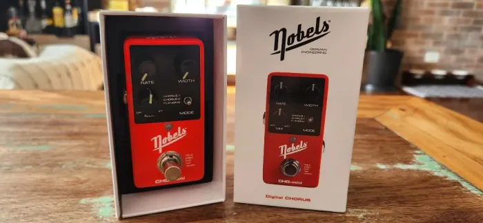 Pedal de chorus e flanger Nobels CHO-mini