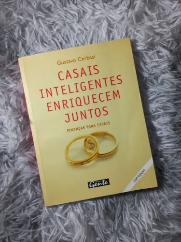 Livro Casais Inteligentes Enriquecem Juntos - Gustavo Cerbasi