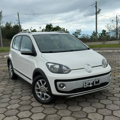 Volkswagen Up! High 1.0 TSI Total Flex 12V 5P 2017