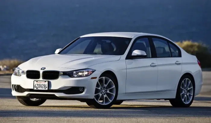 Sucata bmw 320 2015