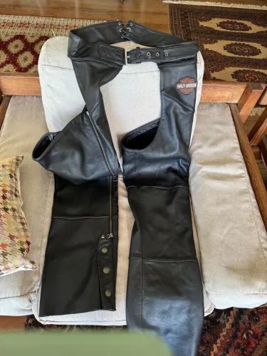 Chaparreira de couro Harley Davidson original 