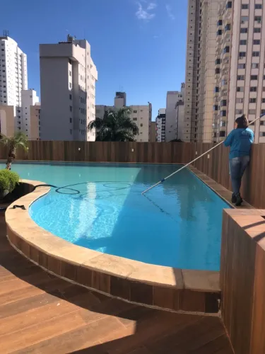 Limpeza de piscina