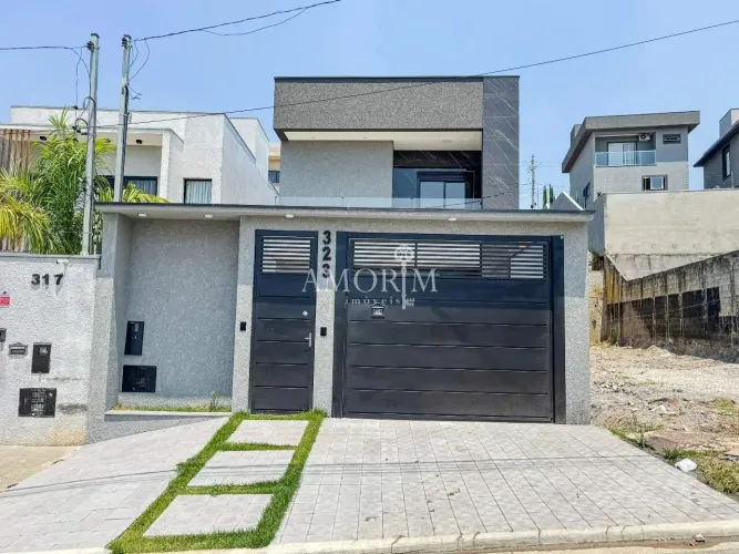 CASA À VENDA NO PORTAL DOS IPÊS COM 3 SUÍTES QUINTAL E 2 VAGAS DE GARAGEM EM CAJAMAR/SP