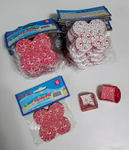Forminhas para doces 10 pacotes com 50 unidades em cada