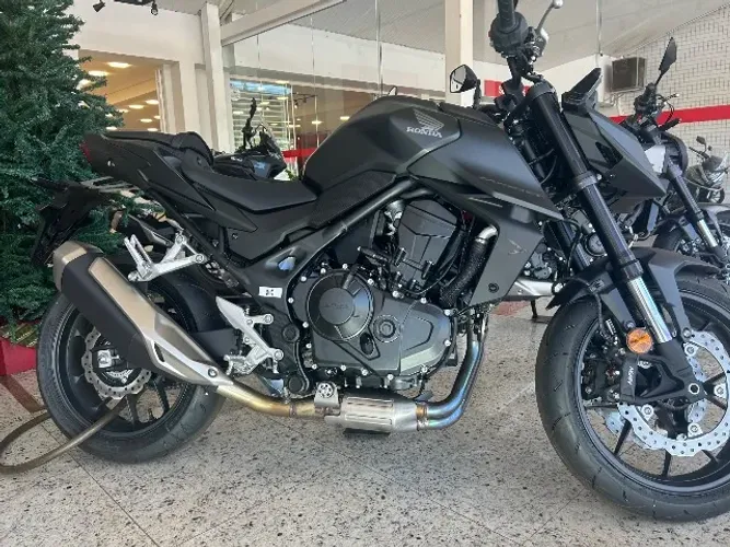 cb 750 HORNET  2026  preto fosco  ent  + 12 x cartao 