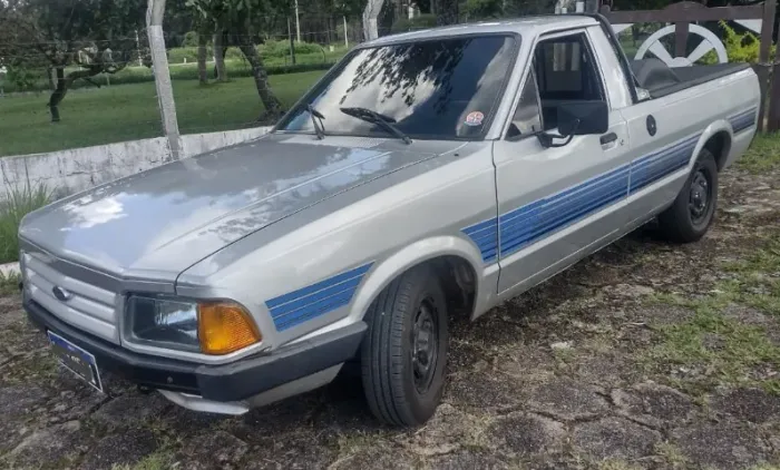 FORD PAMPA GL PLACA PRETA