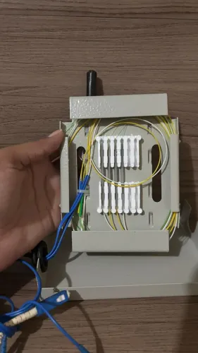 Terminador para fibra ótica
