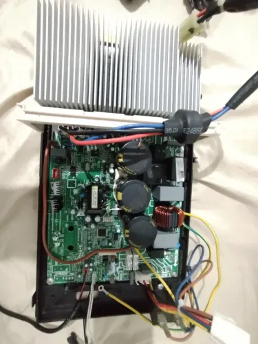 2 placas de ar condicionado Mideia inverter 22bts.