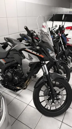 Segundo dono ,livreto duplicata de chave moto bem conservada sem detalhe