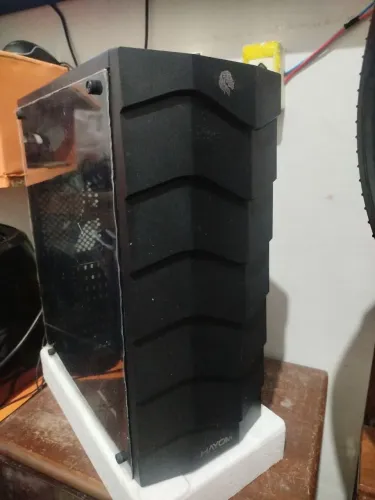 Gabinete Gamer Hayom - Design Moderno e Eficiente