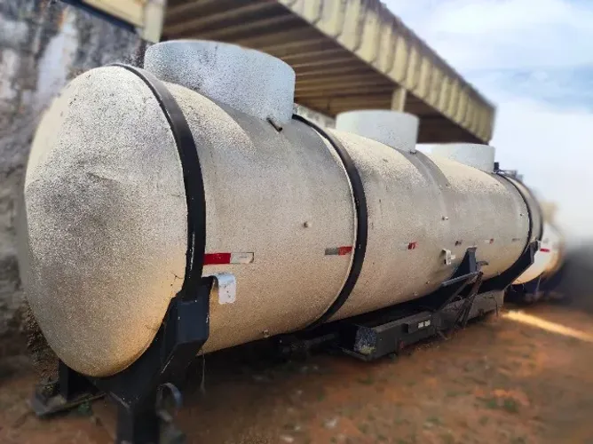 TANQUE INOX 12m³ ( 4+4+4m³) - 2008
