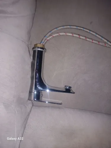 TORNEIRA DECKCASA ESPECIAL NOVA ÁGUA QUENTE E FRIA  MONOCOMANDO  (NOVA)