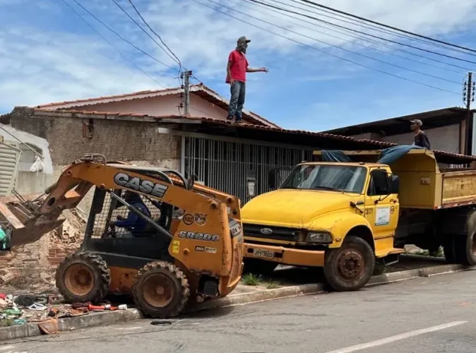 Bobcat caminhão entulho caçamba