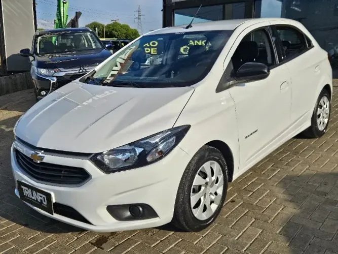 Onix Adv. 1.4 Automático - 2018 (Multimídia) Troca e Financia 