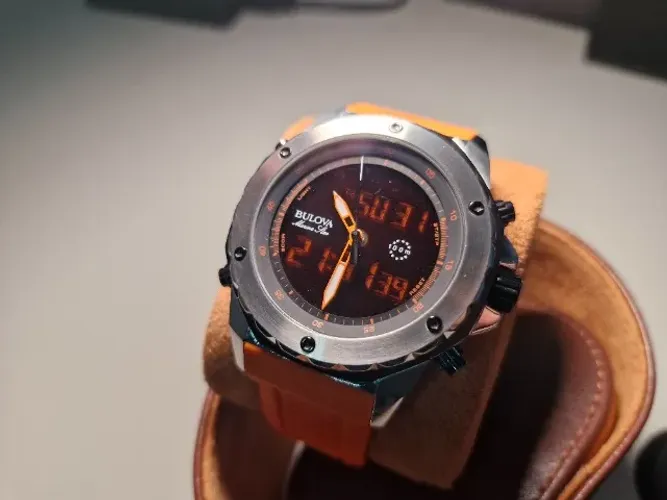 Relógio Bulova Marine Star Laranja