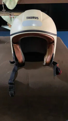 Capacete aberto taurus