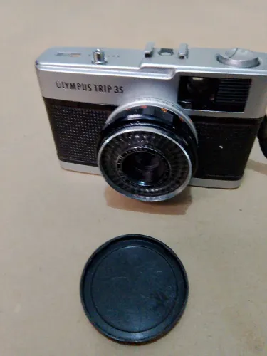 Olympus Trip 35 - Câmera Analógica Clássica