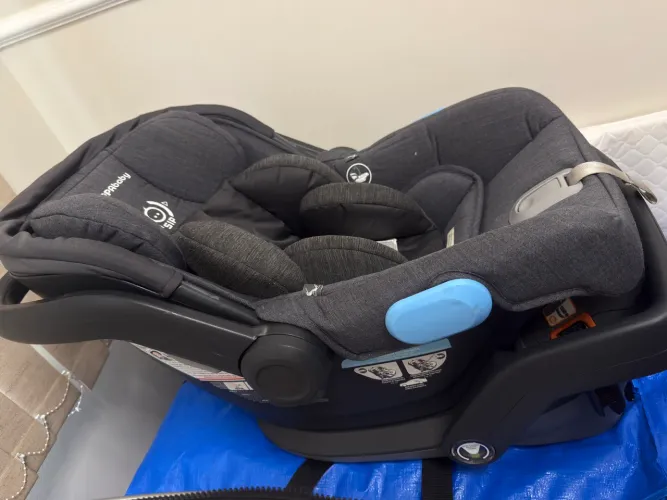 Bebê conforto Uppa Baby