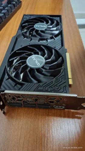 Placa de video RTX 4060 TI