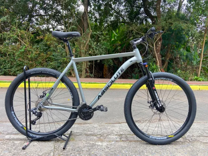 Bicicleta Absolute aro 29 Tamanho 23 XXL - Nova