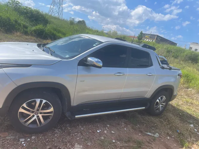 Fiat Toro Freedom 2.0 16V 4X2 TB Diesel Mec. 2017