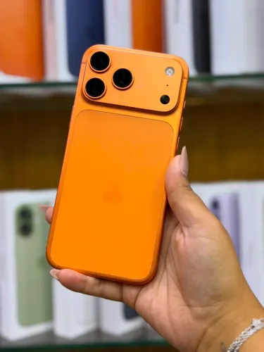 iPhone 17 pro max