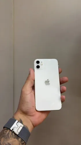 iPhone 11 128GB Bateria 85% Seminovo TODO ORIGINAL
