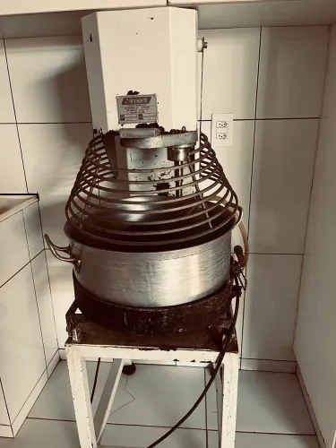 Panela mexedora de massa para salgados 