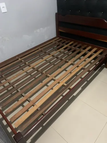 Cama de Casal madeira maciça