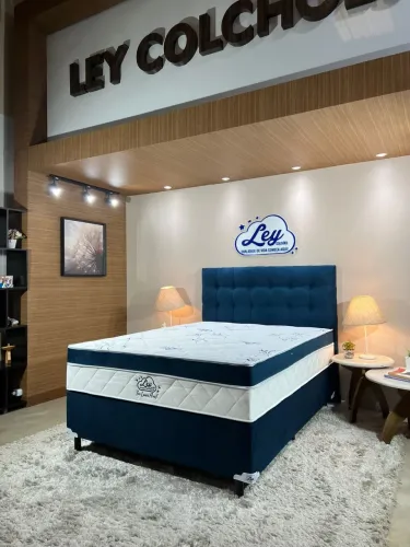 Cama Box Casal Isofort Luxo Ley Colchões, Base + Colchão com molas ensacadas individuais;