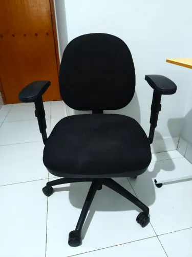 Cadeira de escritório ergonômica