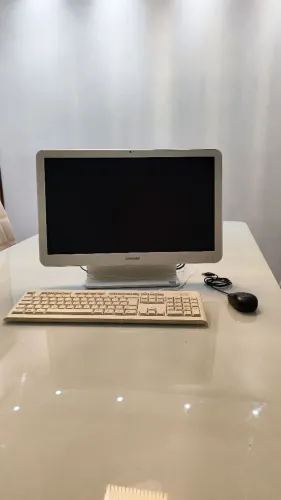 Computador All In One Samsung - Completo com Teclado e Mouse