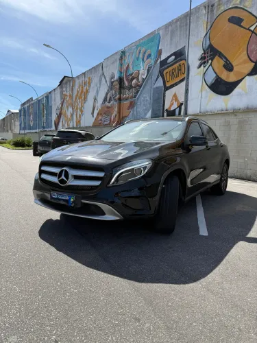 Mercedes-Benz GLA 200 Adv. 1.6/1.6 TB 16V Flex Aut. 2015