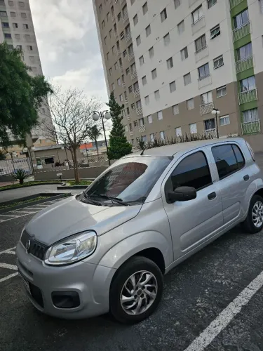 Fiat Uno Attractive 1.0 EVO Fire Flex 8V 5P 2016